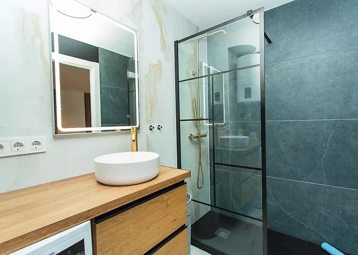 161 Views Alicante Holid Apartment *